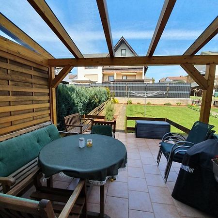 Ferienwohnung Woelbert Altendiez Екстер'єр фото