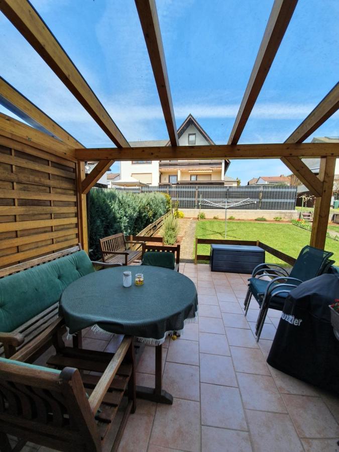 Ferienwohnung Woelbert Altendiez Екстер'єр фото