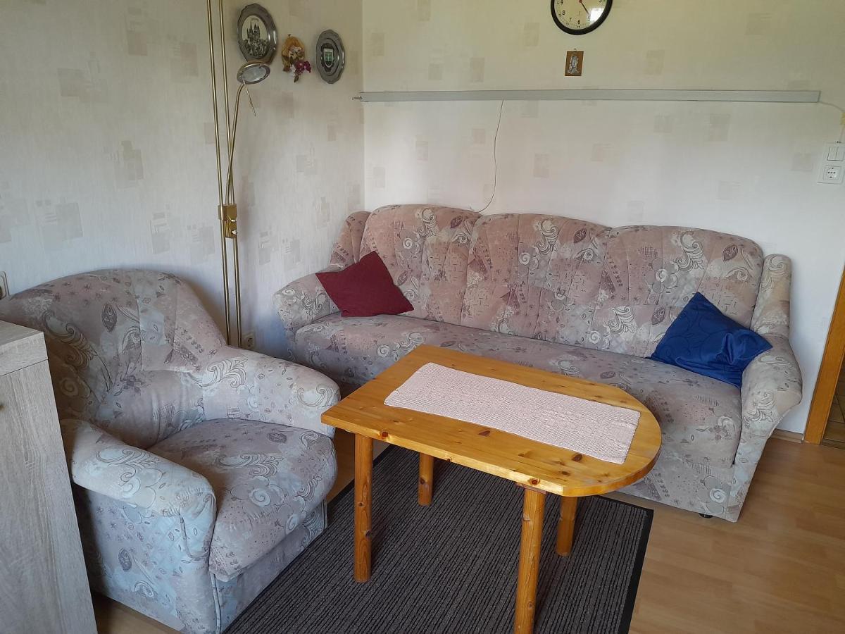 Ferienwohnung Woelbert Altendiez Екстер'єр фото