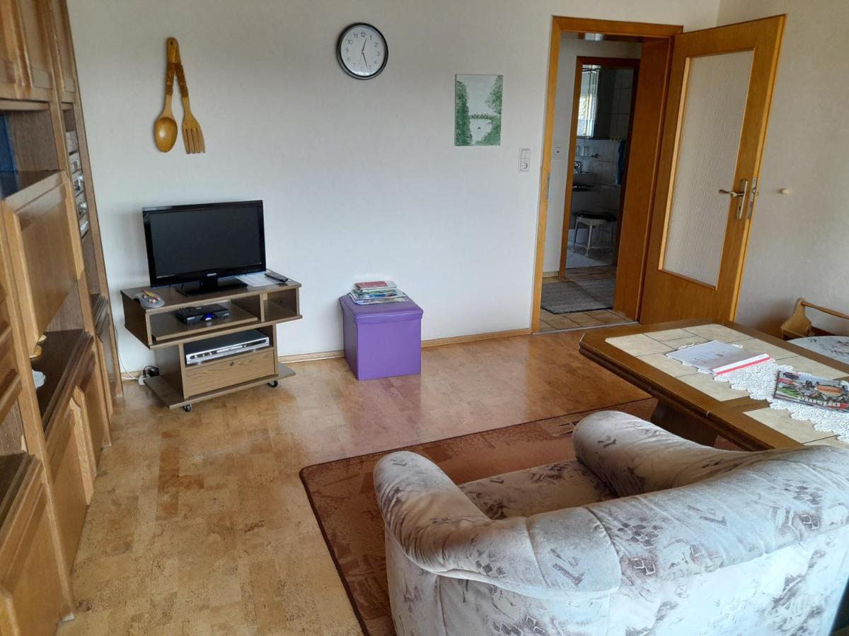 Ferienwohnung Woelbert Altendiez Екстер'єр фото